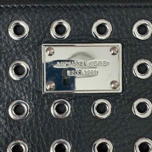 Michael Kors Wristlet - Picture 2 of 5